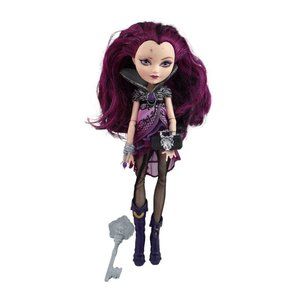 Ever After High Raven Queen Doll First Chapter Mattel 2013 w. Accessories